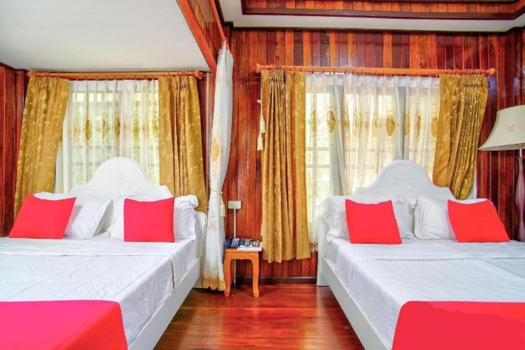 Thaiasia Goldensea Resort Ayutthaya Extérieur photo