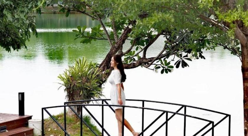 Thaiasia Goldensea Resort Ayutthaya Extérieur photo
